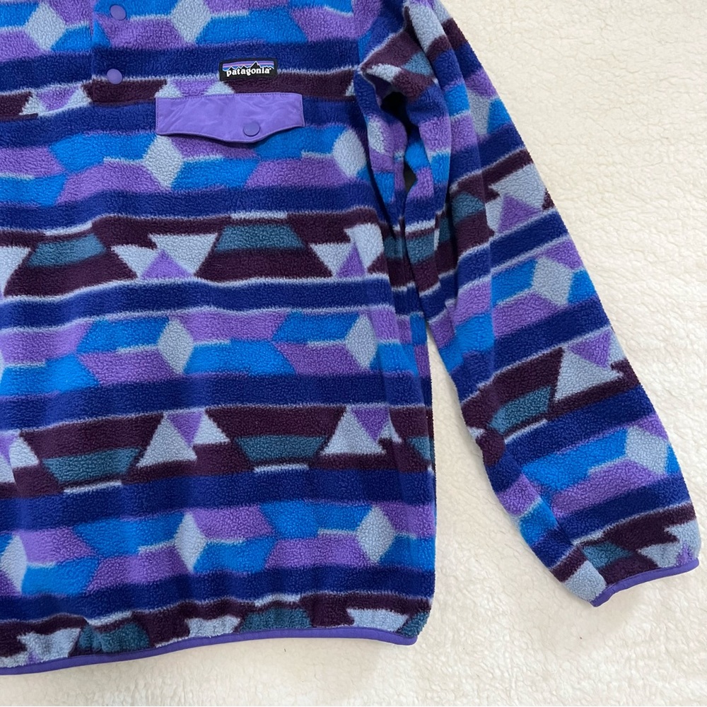 Patagonia Purple & Blue Geometric Fleece Pullover - Picture 5 of 15
